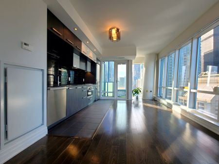 For Lease - 8 The Esplanade N/A Unit# 1505, Toronto, Ontario - Photo 2