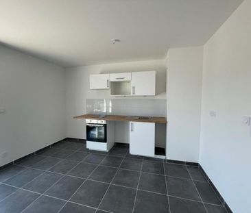 Location Appartement 2 pièces 38m² TOURS 37100 - Photo 4