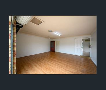 Well Presented Four Bedroom Home In Meadowbrook - Photo 6