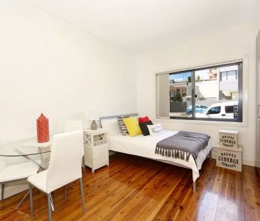 37 Meryla Street, Burwood - Photo 1