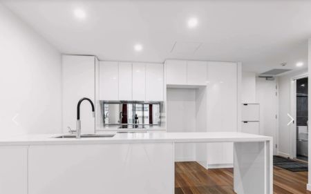 2 bed 2 bath-304 - Photo 2