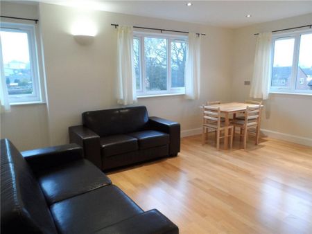 2 bedroom flat to rent - Photo 4