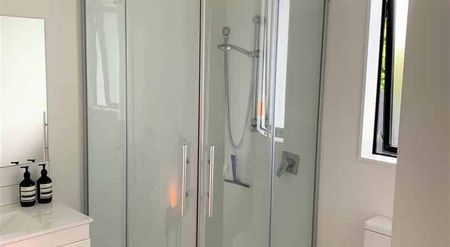 Two bedroom townhouse, Sydenham - Photo 5