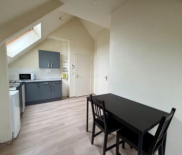 TROYES, APPARTEMENT T2 MEUBLÉ DE 30M² AU SOL, PARKING POSSIBLE EN SUS - Photo 4