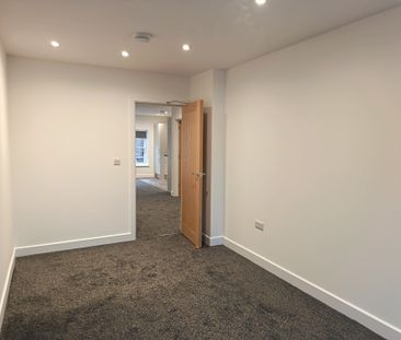 Dolphin Square, Tring - Photo 5