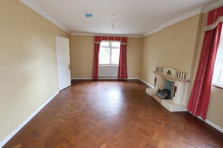 76 Fairhill Road, Cookstown, BT80 8DE - Photo 2