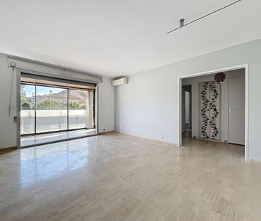 Location Appartement 2 pièces 57m² ST RAPHAEL 83700 - Photo 1