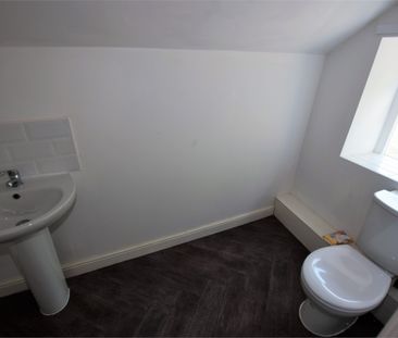 2 Bedroom Flat - Photo 5