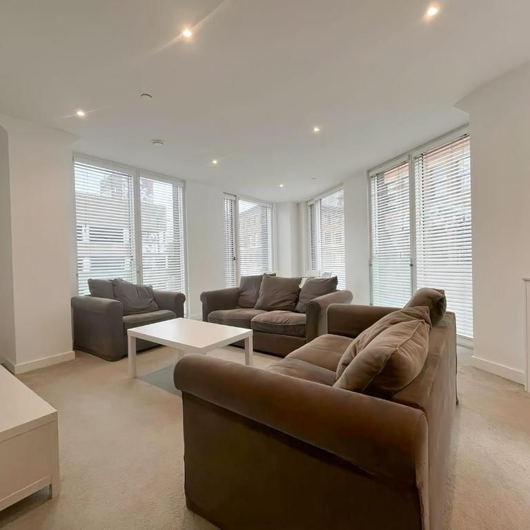 2 bedroom apartment to rent - Photo 1