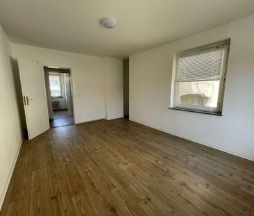 kleine 3-Zimmer mit Badewanne - Foto 4