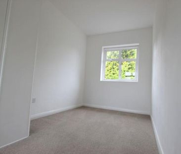 4 bedroom detached house to rent - Photo 3