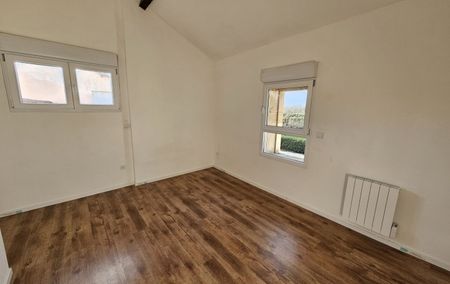 Location Maison Avec terrasse Pont-de-vaux - Photo 2