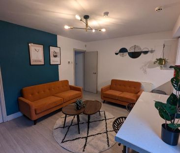 6 bedroom house to rent - Photo 3