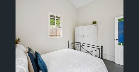 Spades Cottage – Lovingly Restored And Surrounded By Natural Beauty - Photo 3