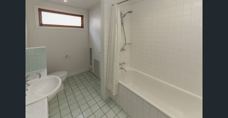 Period Charm in Fabulous Location - Photo 4