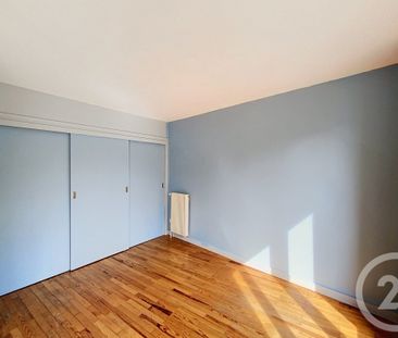 Location Appartement 3 pièces 79m² BEAUMONT 63110 - Photo 4