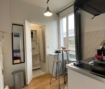 Appartement a louer Paris - Loyer €609/mois charges comprises ** - Photo 4