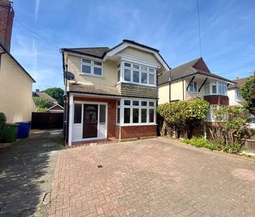 3 bedroom detached house to rent - Photo 4