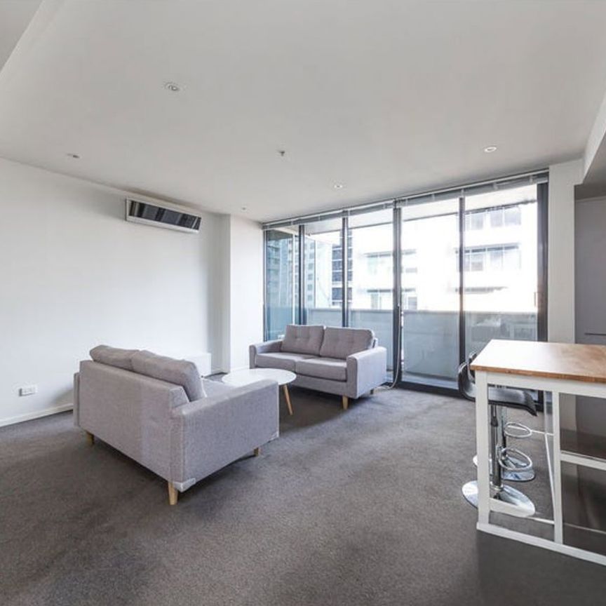 Premium CBD Apartment with Gym Access & Secure Parking - Photo 1