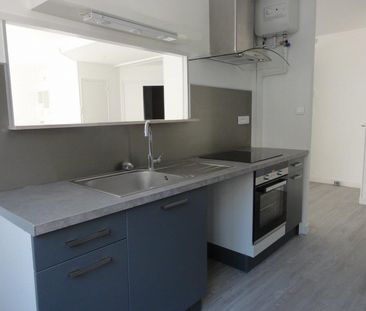 Location Appartement 3 pièces 108m² LE CREUSOT 71200 - Photo 5