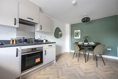 2 bedroom semi-detached house to rent - Photo 5