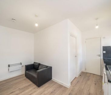 1 bedroom flat to rent - Photo 6