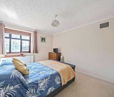 Hillside, Woking, Surrey, GU22 - Photo 1