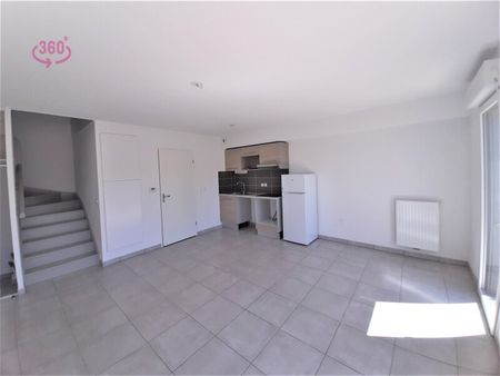 Location Maison 3 pièces 60m² CORNEBARRIEU 31700 - Photo 2