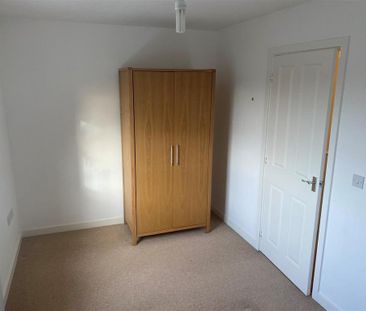 2 bedroom semi-detached house to rent - Photo 3