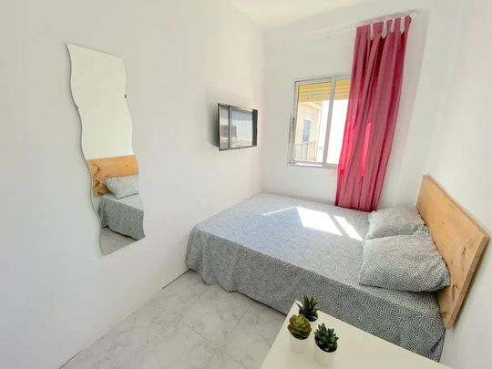 Barriada la Palmilla, Sevilla, Andalusia 41009 - Photo 1