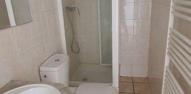 Location Appartement 1 pièce 20m² PRIVAS 07000 - Photo 2