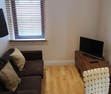 1 bedroom property to rent - Photo 1