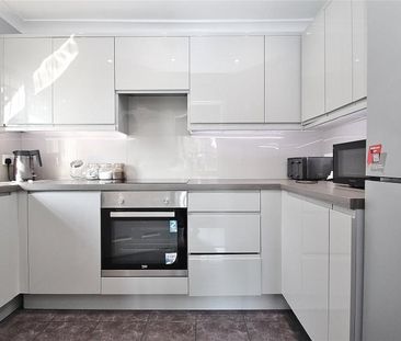 2 bedroom apartment to rent - Photo 6