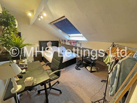 1 Bedroom Shared House for rent in Ash Road - Photo 3