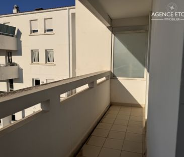 Appartement 4 pièces 83m2 MARSEILLE 10EME 1 620 euros - Photo 2