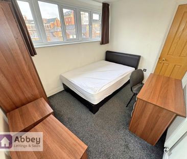 1 bedroom house of multiple occupation to rent - Photo 3