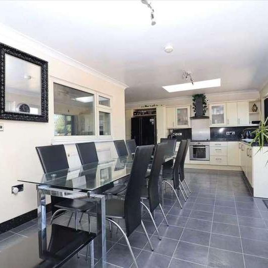 Watling Street, Gravesend, DA11 - Photo 1