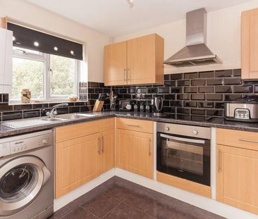 3 bedroom detached house to rent - Photo 1