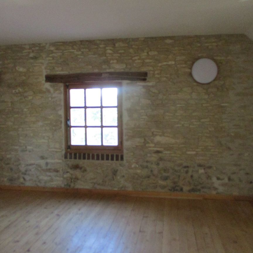 Maison de village Le Plessis-Hébert - Photo 1