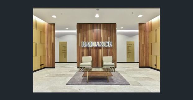 Ultra-convenient city base with views 1-Bed Apartment - Photo 1