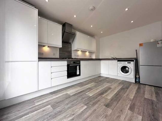 Rodway Road, Bristol, Patchway - Photo 1