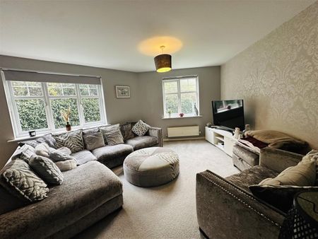 Wisteria Way, Nuneaton, CV10 - Photo 4