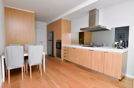 Female Only - Single Room - Photo 4