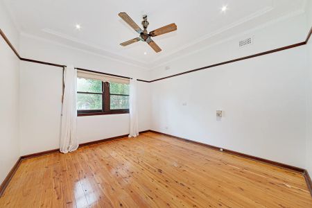 Well-Maintained and Updated Three-Bedroom Home in Convenient Position - Photo 4