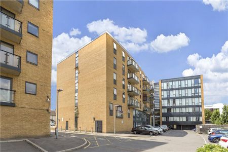 Durnsford Road, London, SW19 8GS - Photo 5