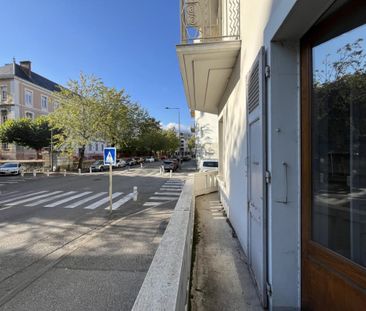 Location Appartement 3 pièces 80m² CHAMBERY 73000 - Photo 3