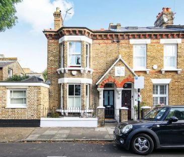 2 bedroom house to rent in Elsley Road, Battersea, London, SW11 - Photo 1