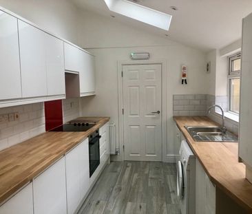 6 Bed Terraced House, Osmaston Street, NG7 - Photo 1