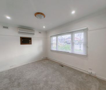 40 Mawby Road, Bentleigh East VIC 3165 - House For Rent | Domain - Photo 5