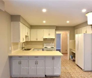 97 Raymerville Drive #Upper - Photo 5